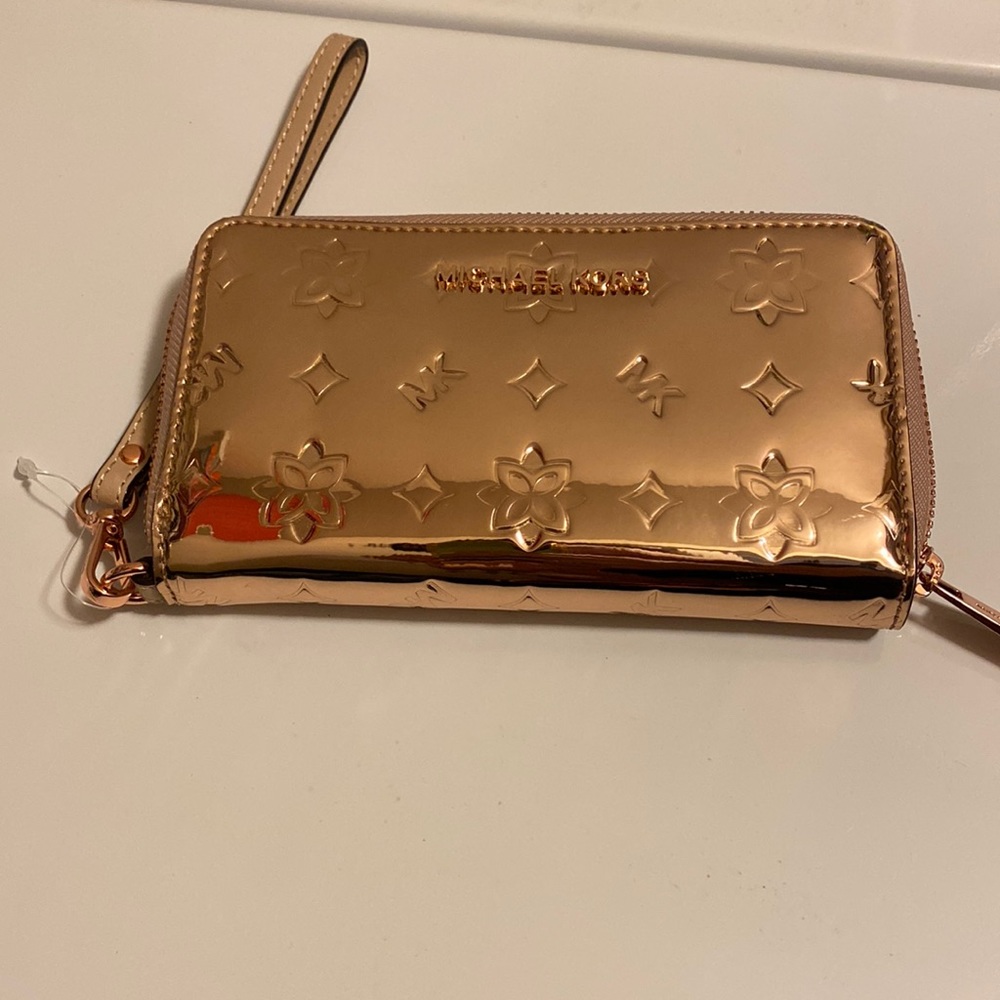 Michael Kors Rose Gold Metallic wallet NWOT
